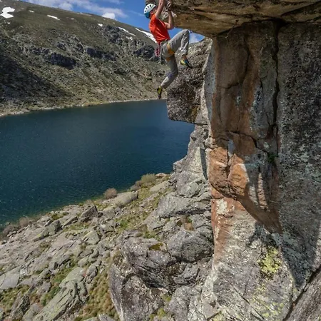 La Portilla De Gredos. * هووس ديل إسبينو